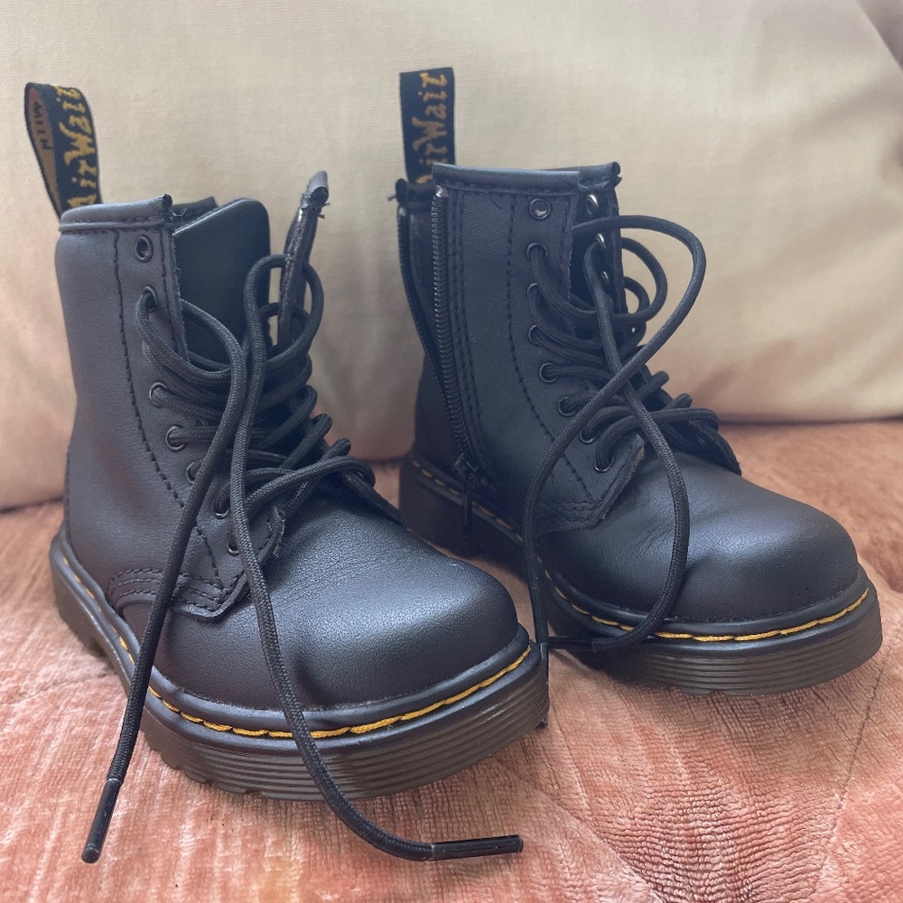 Toddler 1460 softy t leather lace up boots